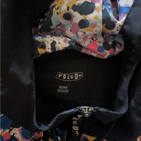 Volcom Zip Up Jacket - Picture 2 of 3